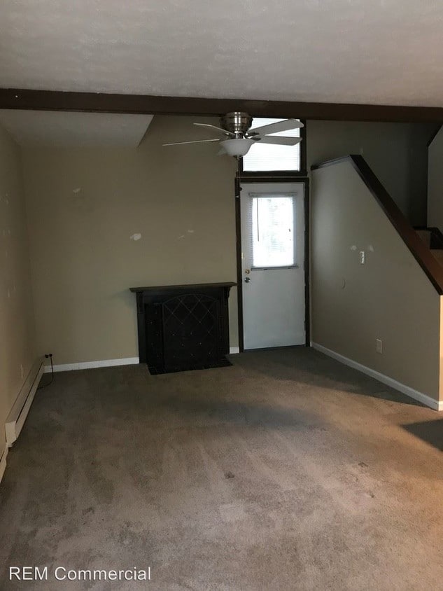 Building Photo - 526-530 Tallmadge Rd