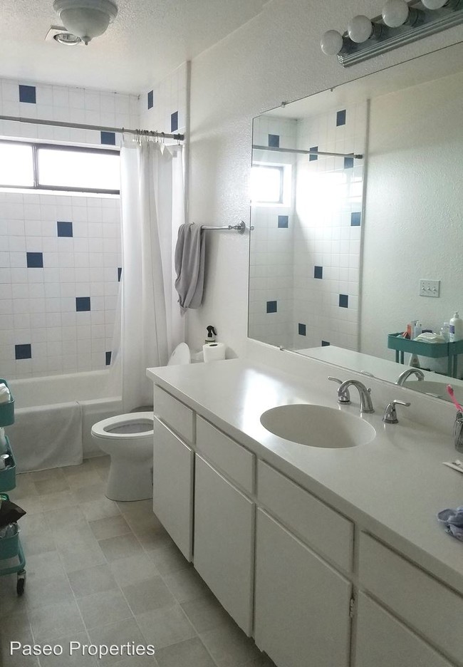 Foto del edificio - 480 Headlands Ct
