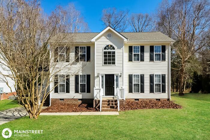 Primary Photo - 109 WALNUT CREEK DR, CLAYTON, NC 27520