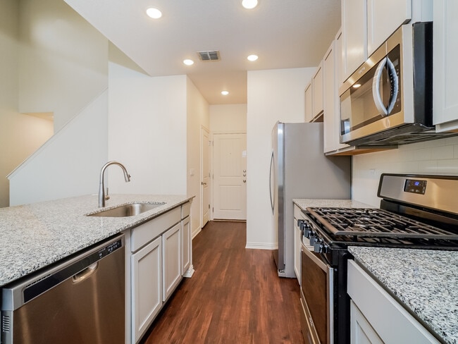 Foto del edificio - 2713 Brogan Crk