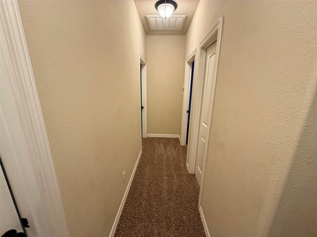 Foto del edificio - 25106 Andris Ln