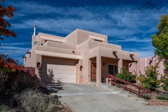 Building Photo - 6442 Cerros Grandes Dr