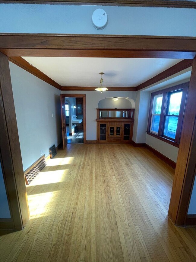 Foto del edificio - 936-938 S. 75th St. Duplex