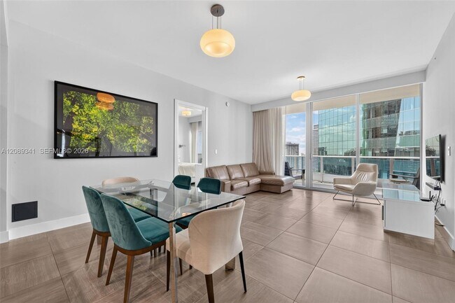 Building Photo - 200 Biscayne Boulevard Way