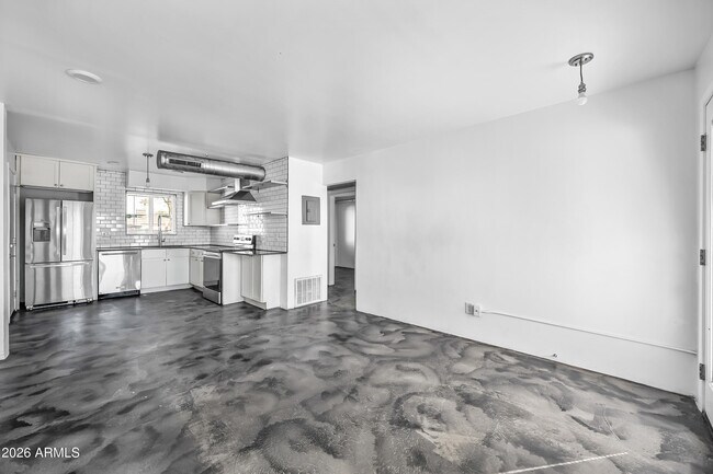 Foto del edificio - 3601 N 15th Ave