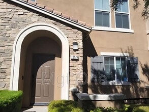 Building Photo - 12579 Ruvina Ln