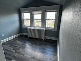 Building Photo - 222 Lewis Ave