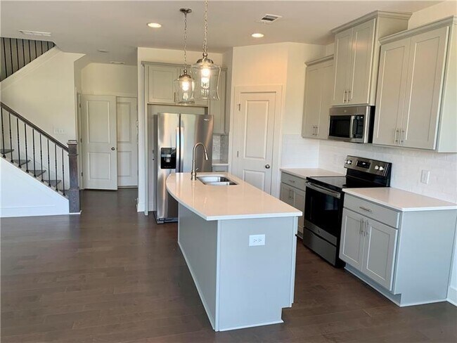 Foto del edificio - 212 N Auburn Landing Pl