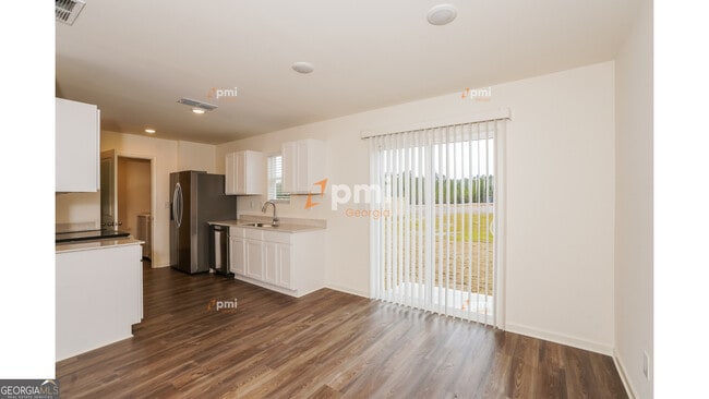 Building Photo - 182 Kinsale Dr