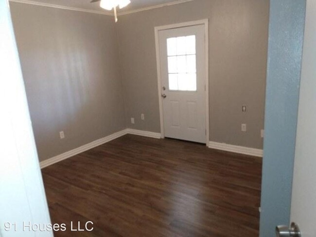 Foto del edificio - 3 br, 1.5 bath House - 3302 Reily Lane