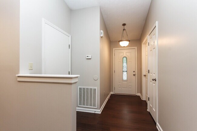 Foto del edificio - 1327 Grand Canyon Cir