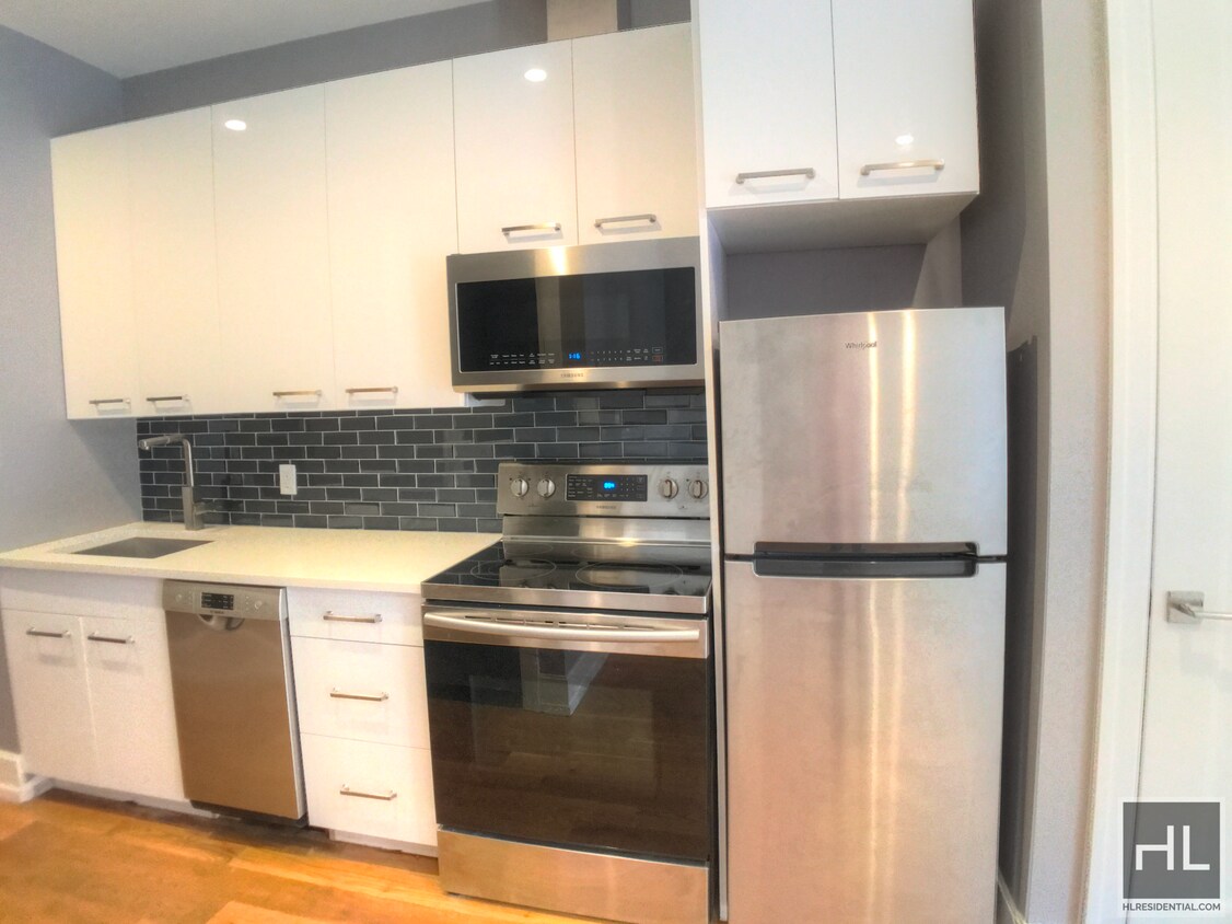 Primary Photo - Duplex 1 Bed