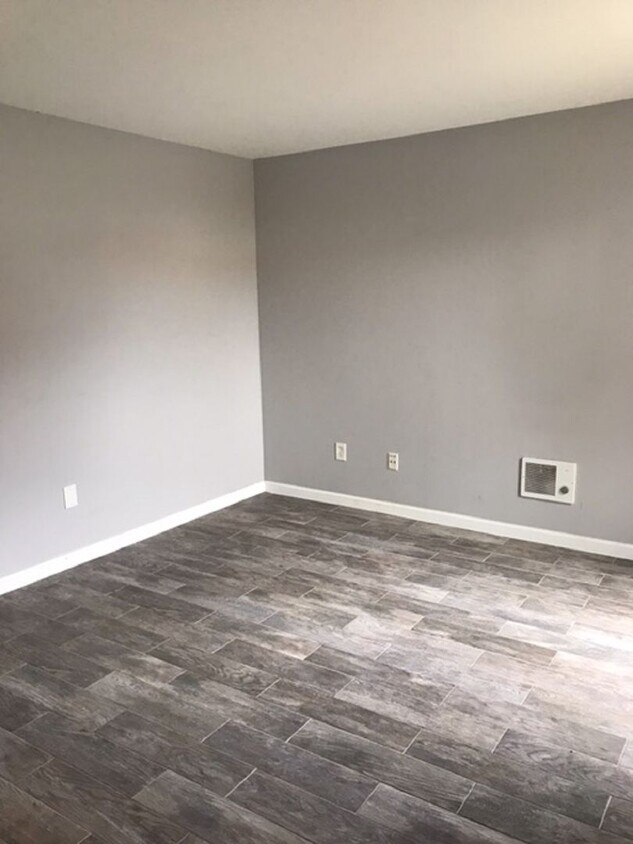 Foto del edificio - Upgraded condo in Del Mar!