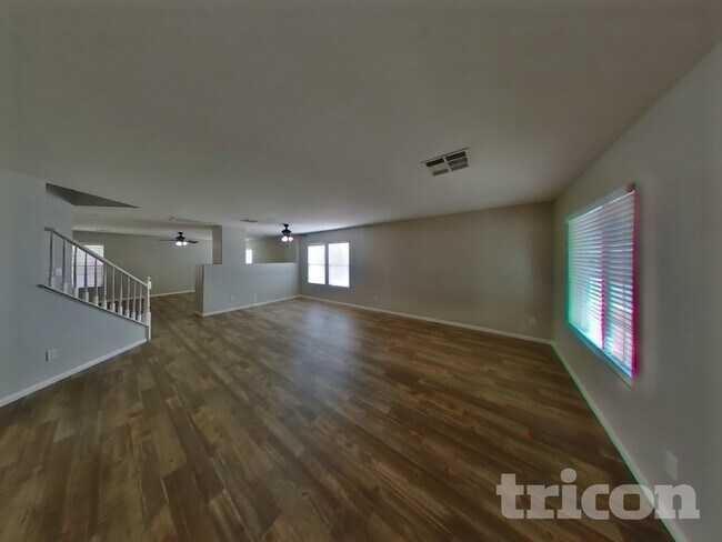 Foto del edificio - 4940 Naff Ridge Dr