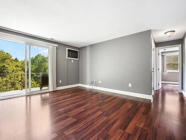 Foto del edificio - 1573 Braley Rd