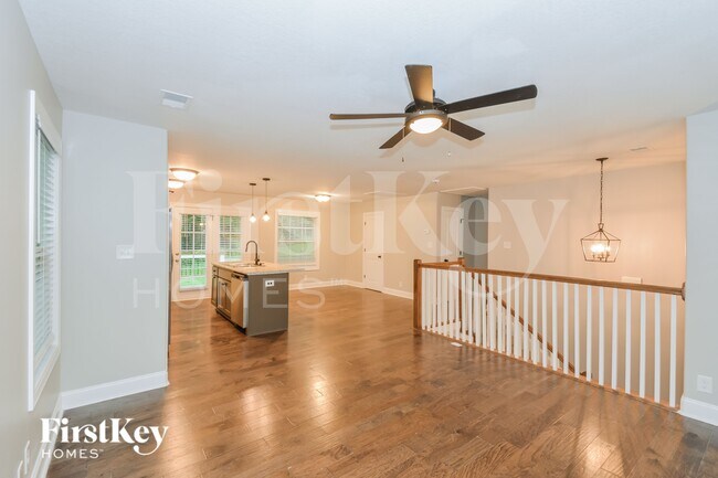 Building Photo - 450 Galvin Dr