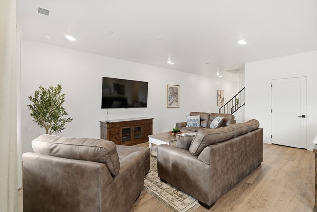 Building Photo - 1709 Ripple Rock Dr