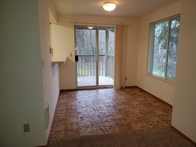 Foto del edificio - 1104 Creekwood Ct SE