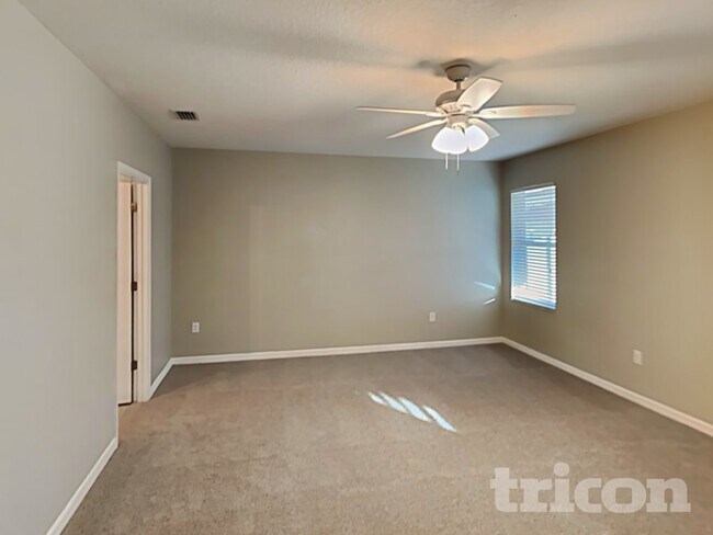 Foto del edificio - 1609 Redmond Brook Ln