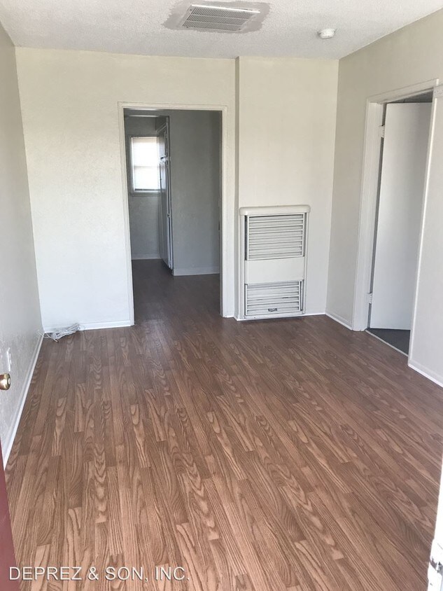 120 Iowa Ave, Riverside, CA 92507 Room for Rent in Riverside, CA