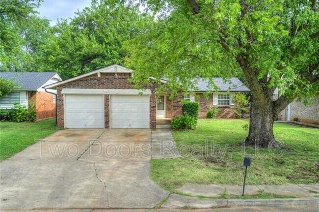 Photo - 801 Robin Hill Rd House