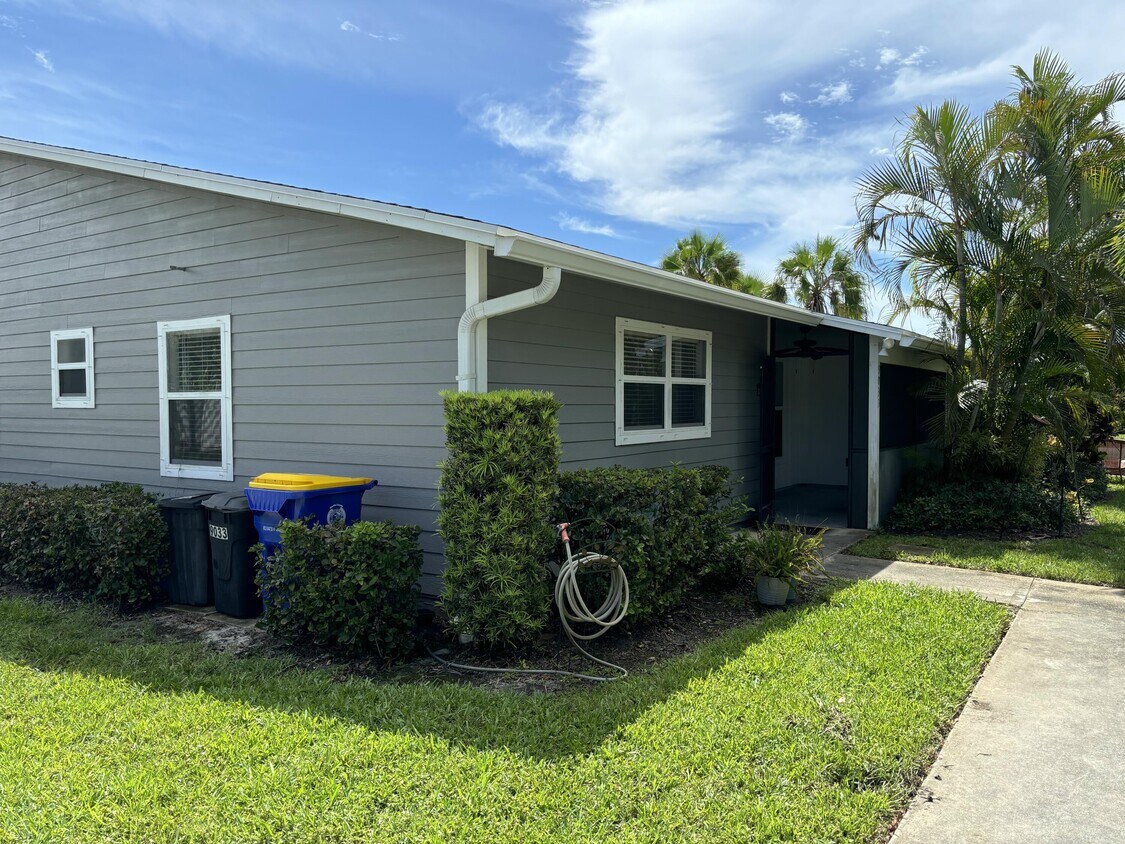 Foto principal - 9033 SE Hobe Ridge Ave
