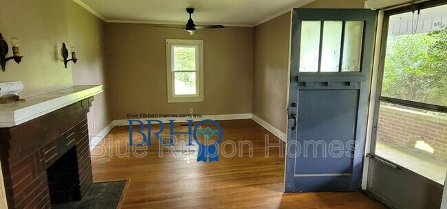 Building Photo - 4628 Washington Pike