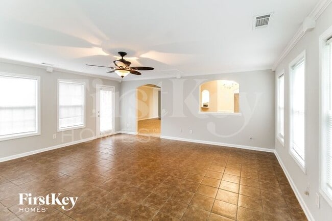 Building Photo - 836 Crystal Meadow Dr