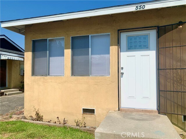 Building Photo - 550 N Valencia Pl