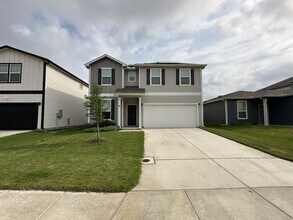 Building Photo - 10235 Crossbuck