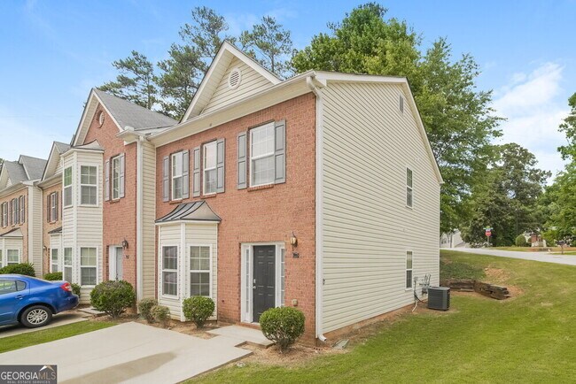 Building Photo - 1226 Blairs Pointe Dr SW