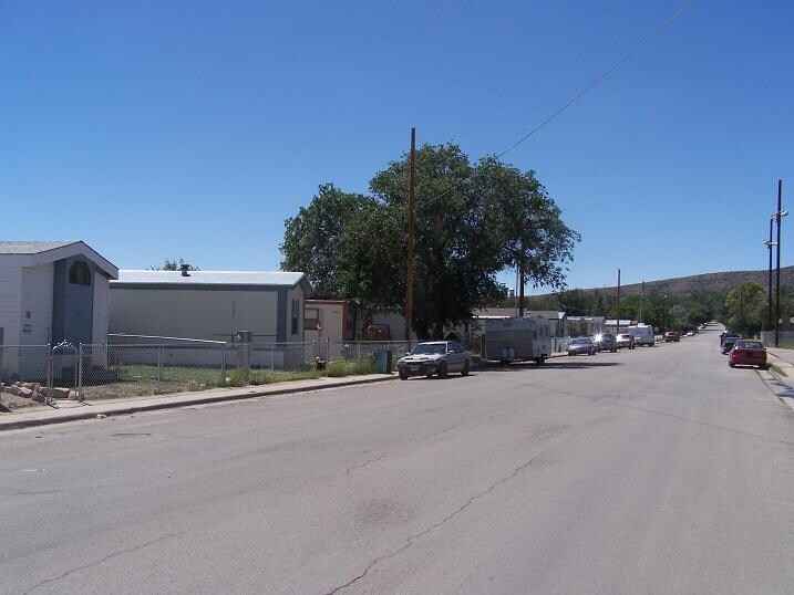 Primary Photo - 702 Daley St