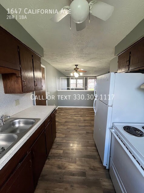 Building Photo - 1647 California Ave