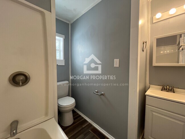 Foto del edificio - 413 N 11th St