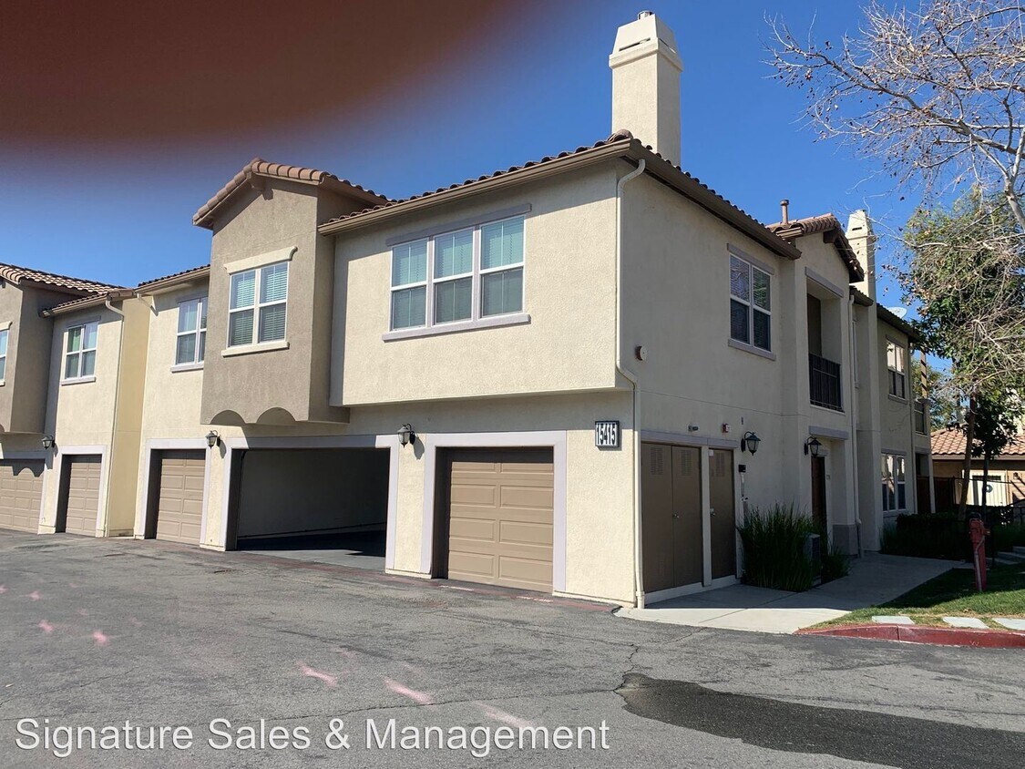 Foto principal - 15415 Park Point Ave