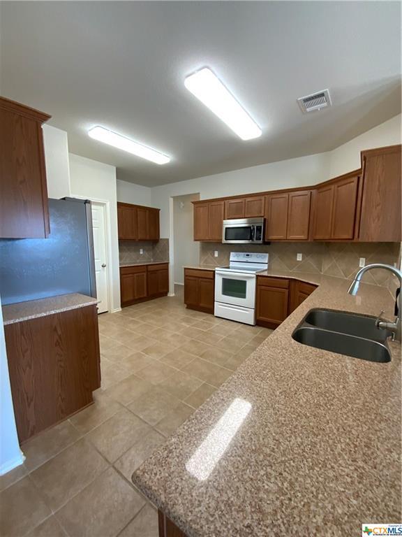 Building Photo - 5704 Cobalt Ln