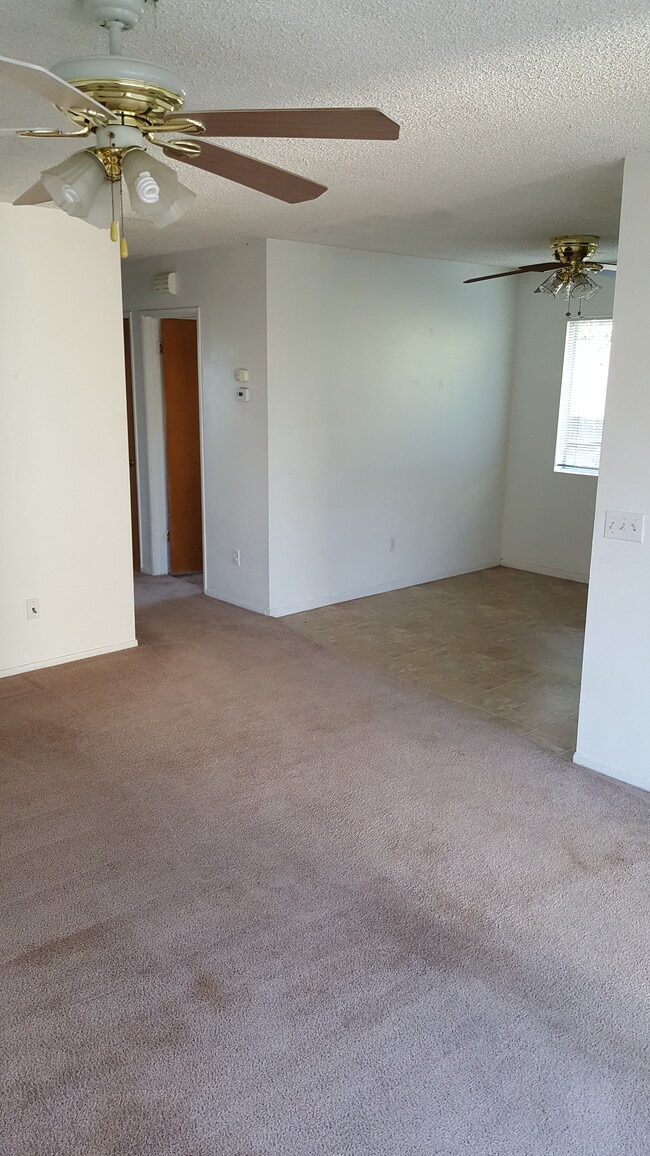 Foto del edificio - 522 W Fallbrook St