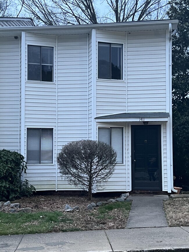 1411 Foxwood Dr, Garner, NC 27529 Townhome Rentals in Garner NC