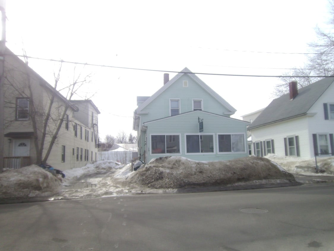 15 Pine St, Biddeford, ME 04005 House Rental in Biddeford, ME