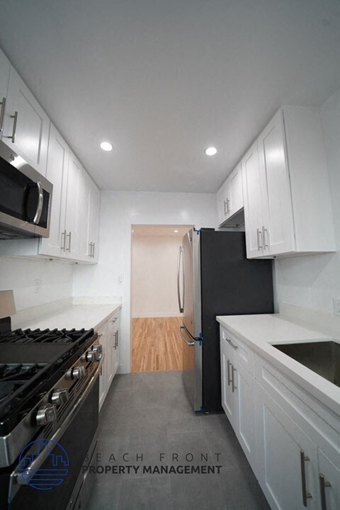 Foto del edificio - 852 S. Lucerne Blvd.