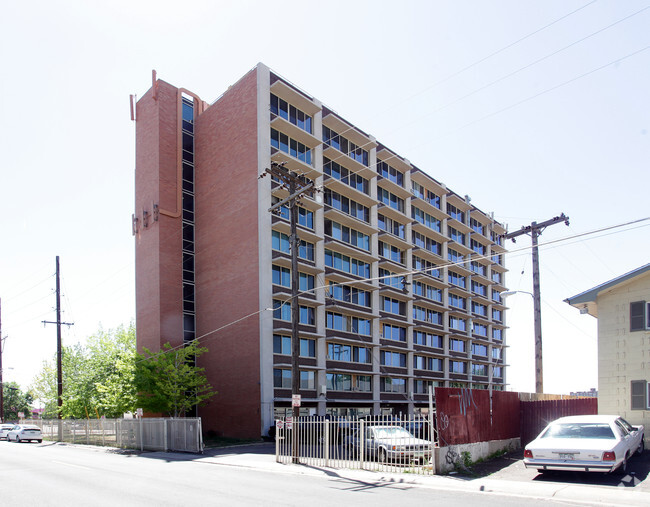 Building Photo - Brentwood Tower