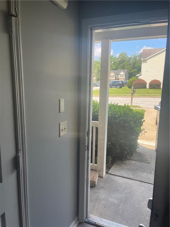 Foto del edificio - 5322 Creekview Ln