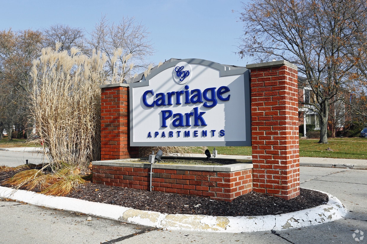 Carriage Park Apartments Dearborn Heights, MI
