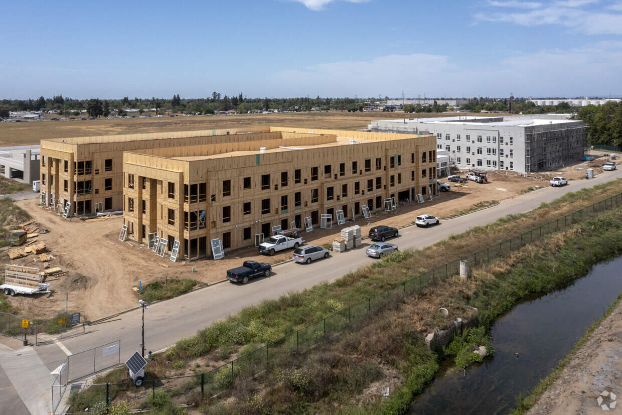 Construction 4/2022 - Sarahs Court Apartments