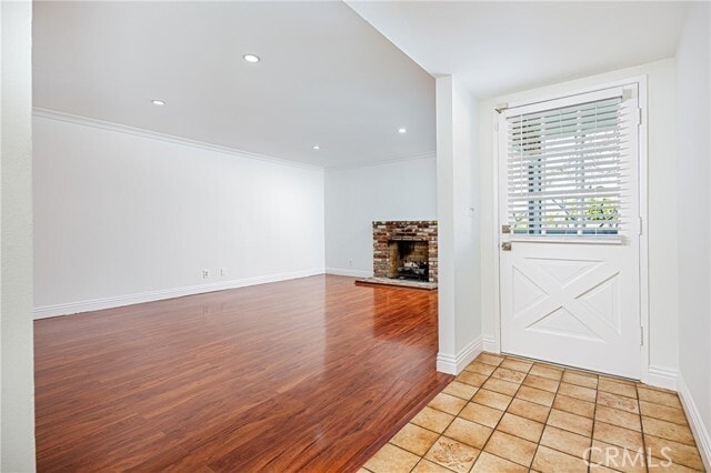 Foto del edificio - 16811 Newland St