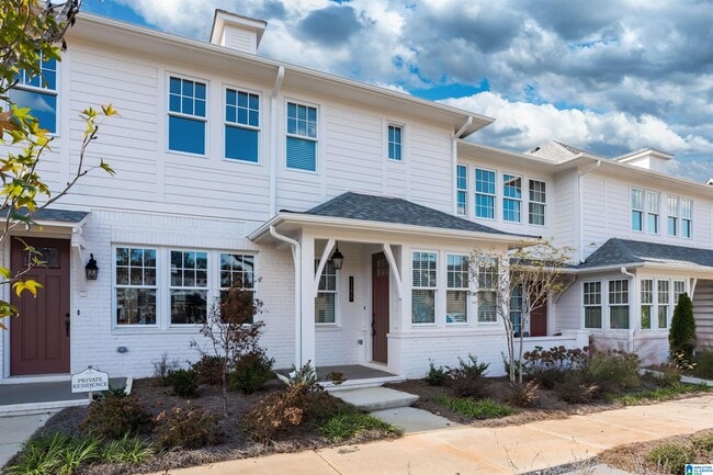 Building Photo - 1195 Windsor Sq