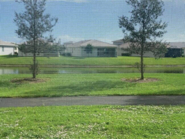 Foto del edificio - 7260 Kinghurst Dr
