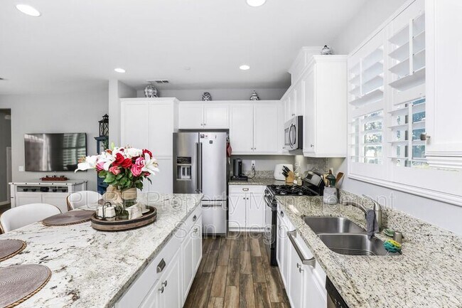 Building Photo - 1582 Chert Dr