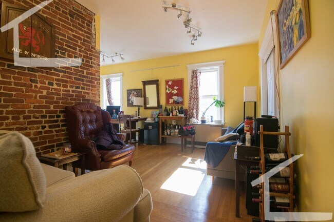 Foto del edificio - 227 Harvard St