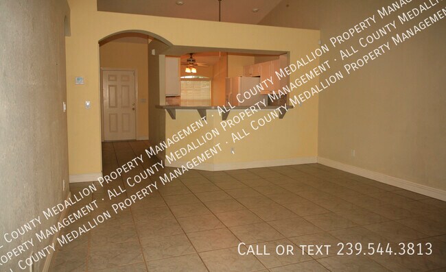 Building Photo - 606 SE 6th Terrace